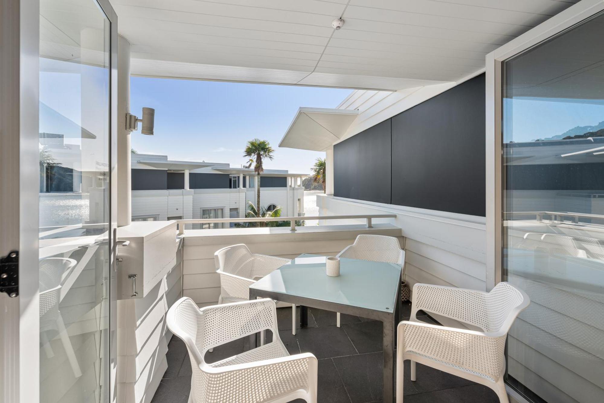 Paihia 2 Bedroom Apartment With Pool Bagian luar foto