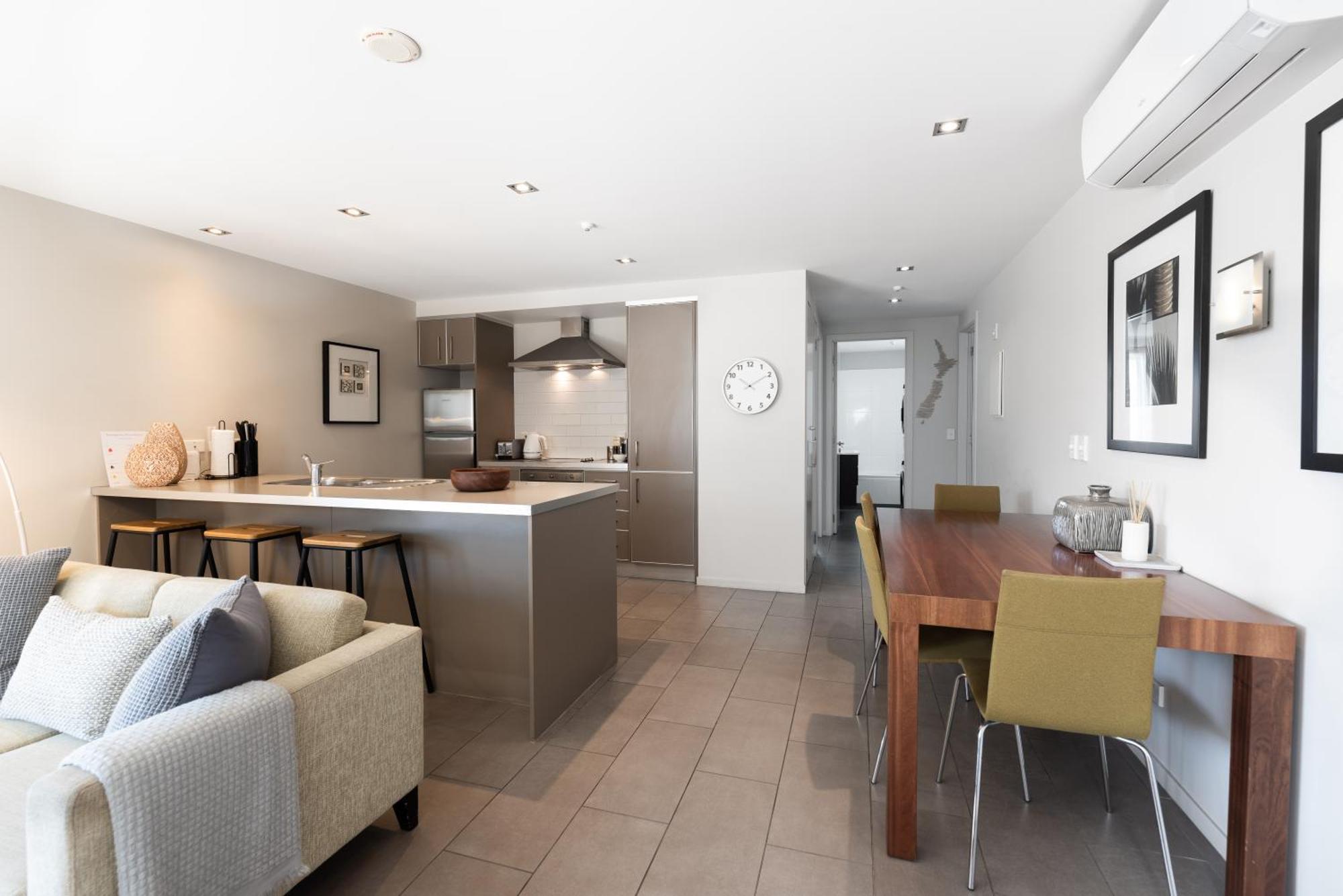 Paihia 2 Bedroom Apartment With Pool Bagian luar foto