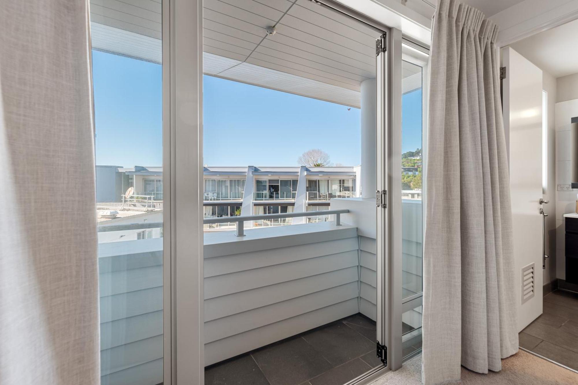 Paihia 2 Bedroom Apartment With Pool Bagian luar foto